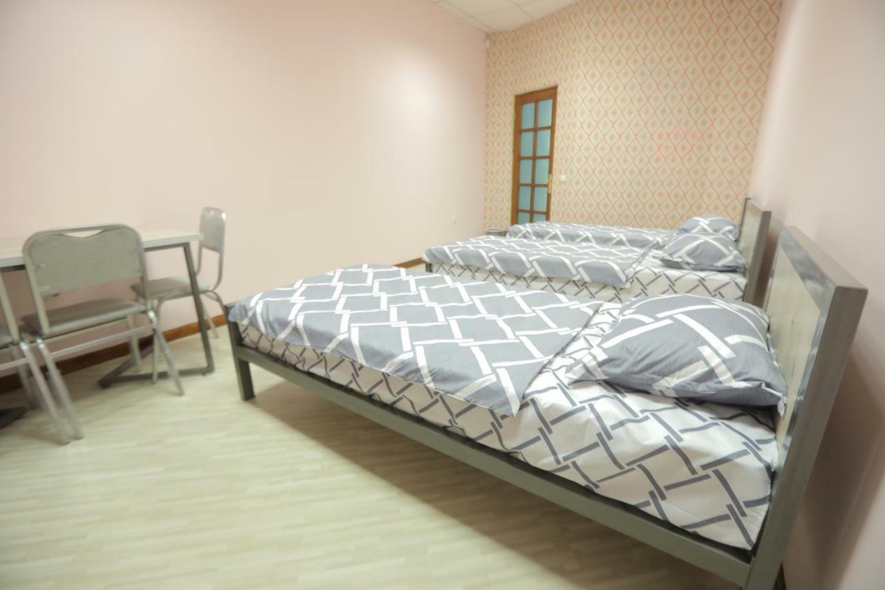 The Top Hostel Tashkent Exterior photo