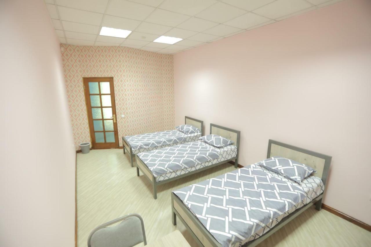 The Top Hostel Tashkent Exterior photo